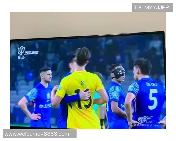 海港申花再度对决争冠之路海港领先两分悬念迭起期待最后一轮决战 海港申花再度对决争冠之路海港领先两分悬念迭起期待最后一轮决战