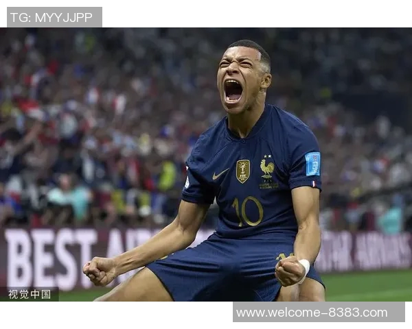 姆巴佩对阵巴萨表现惊艳9场比赛打入12球两度上演帽子戏法